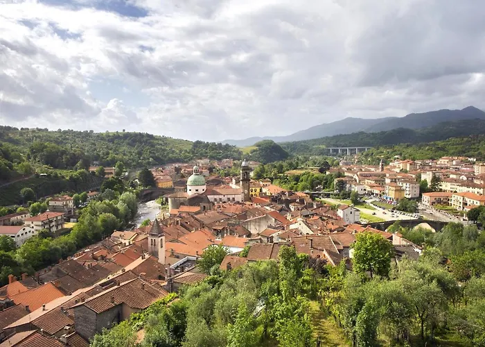 Ca' Di Sommoborgo, Nel Cuore Di Pontremoli